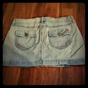 SO wear it declare it denim skirt